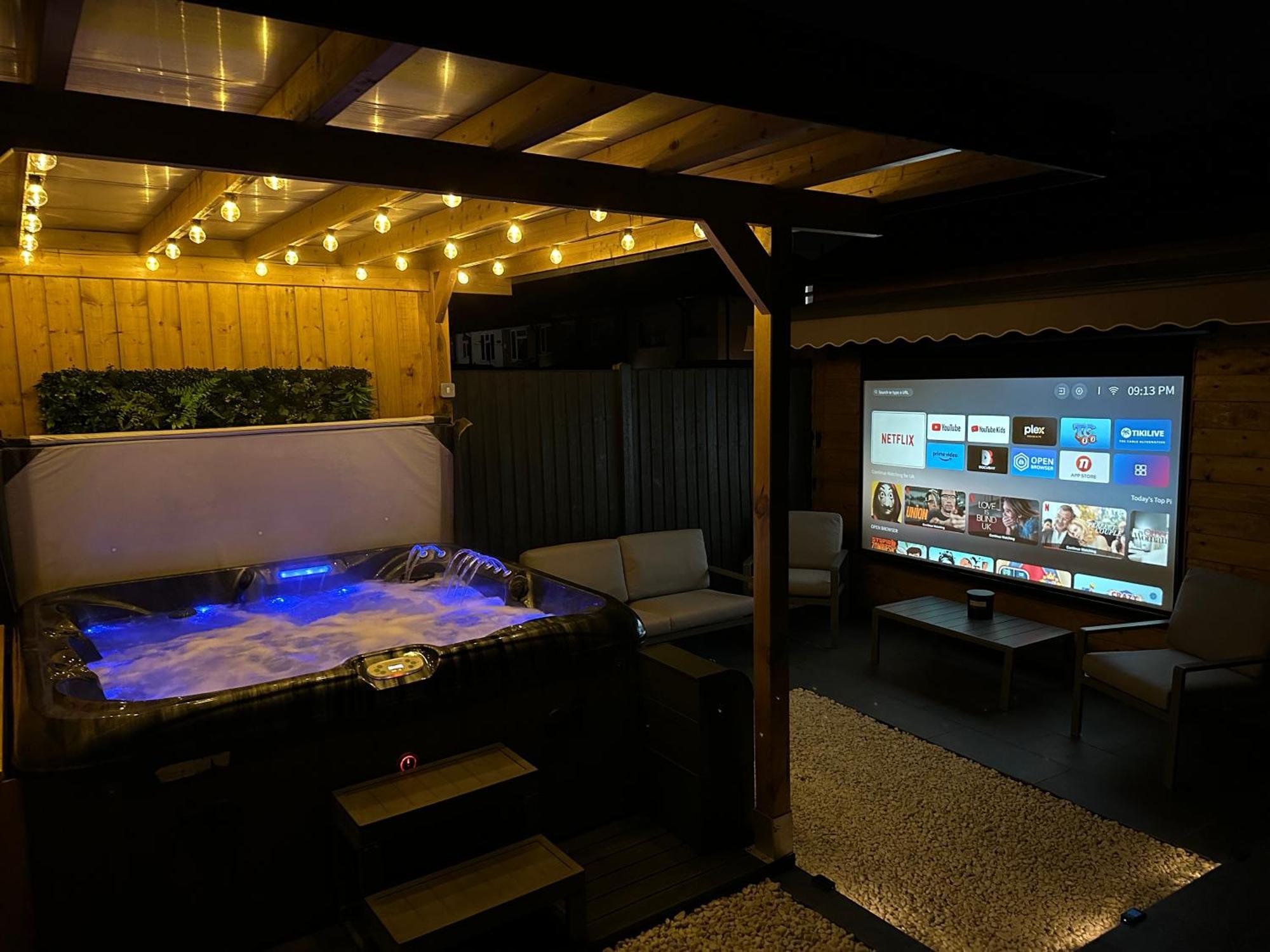 Wild & Free Hot Tub Retreat Apartment Dartford Luaran gambar